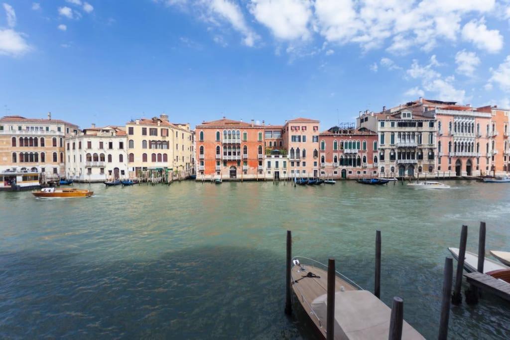 Palazzo Alvera Grand Canal Венеция Экстерьер фото