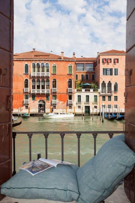 Palazzo Alvera Grand Canal Венеция Экстерьер фото