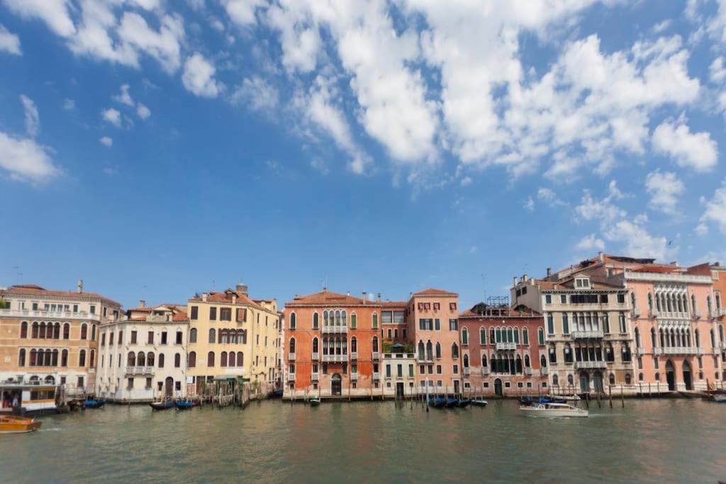 Palazzo Alvera Grand Canal Венеция Экстерьер фото